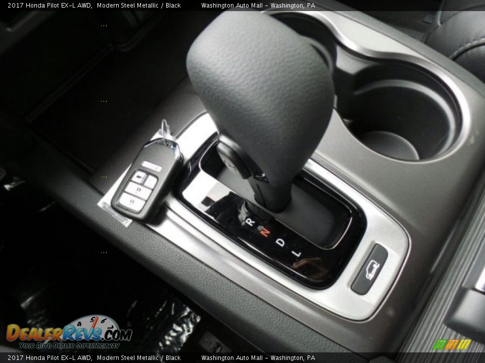 2017 Honda Pilot EX-L AWD Modern Steel Metallic / Black Photo #28