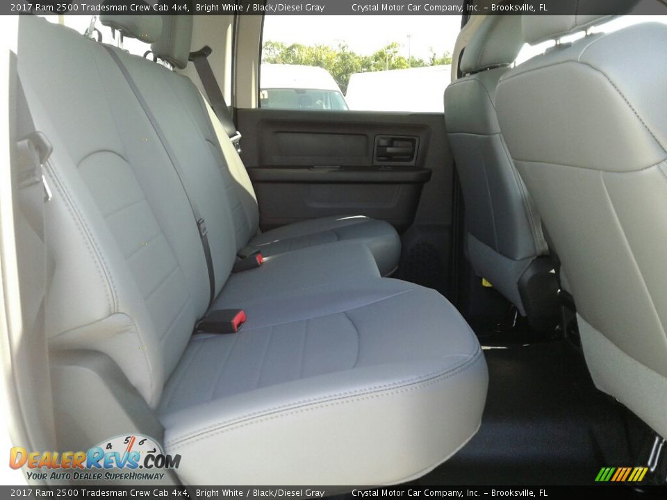 2017 Ram 2500 Tradesman Crew Cab 4x4 Bright White / Black/Diesel Gray Photo #11