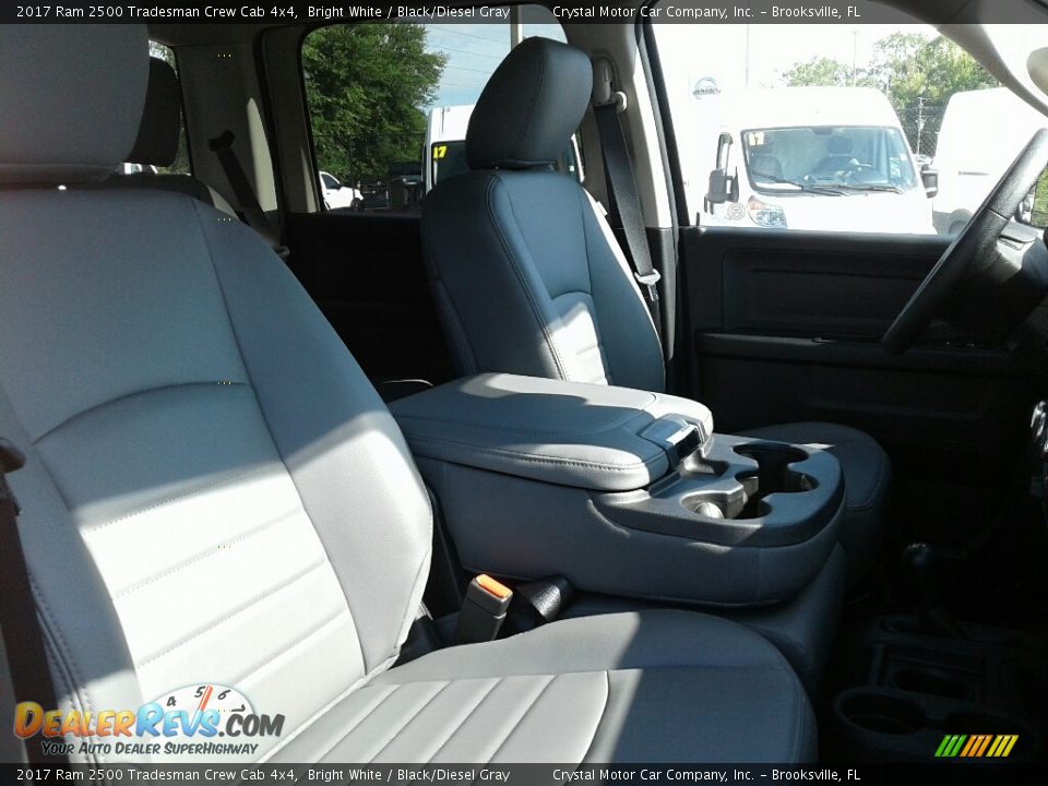 2017 Ram 2500 Tradesman Crew Cab 4x4 Bright White / Black/Diesel Gray Photo #12