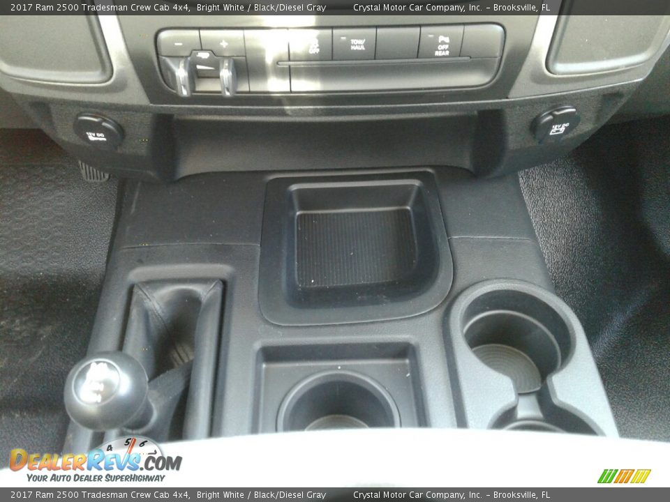 2017 Ram 2500 Tradesman Crew Cab 4x4 Bright White / Black/Diesel Gray Photo #16