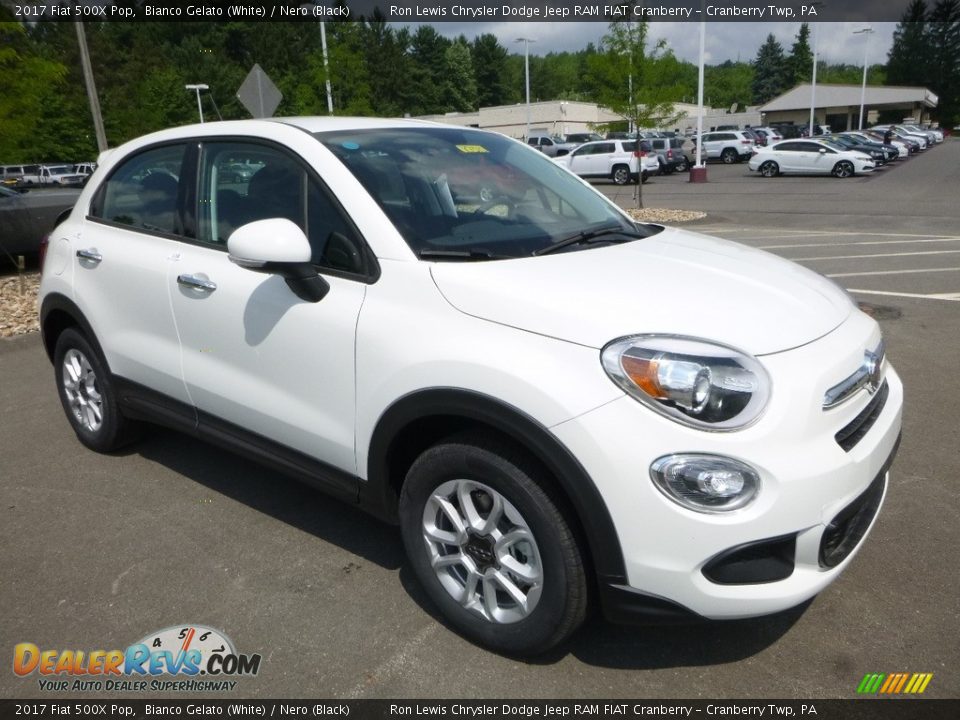 Front 3/4 View of 2017 Fiat 500X Pop Photo #7