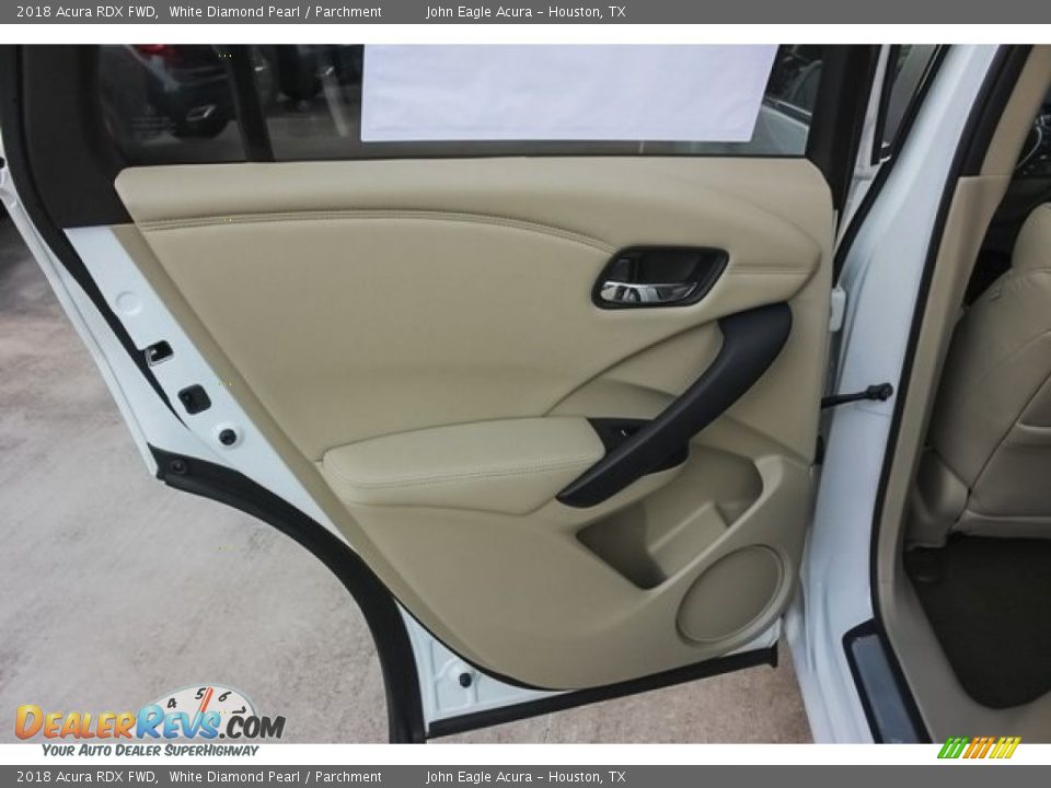 2018 Acura RDX FWD White Diamond Pearl / Parchment Photo #16
