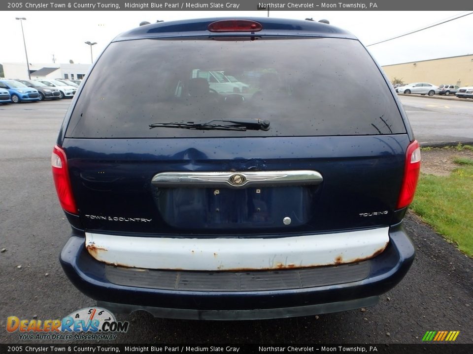 2005 Chrysler Town & Country Touring Midnight Blue Pearl / Medium Slate Gray Photo #3