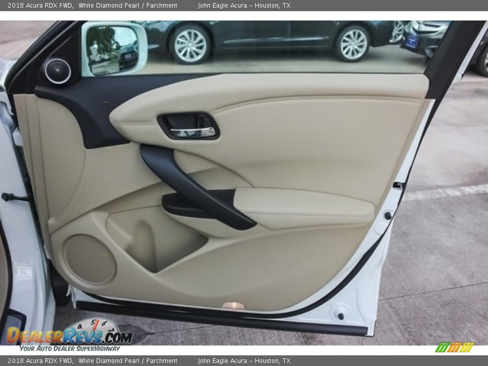 2018 Acura RDX FWD White Diamond Pearl / Parchment Photo #22