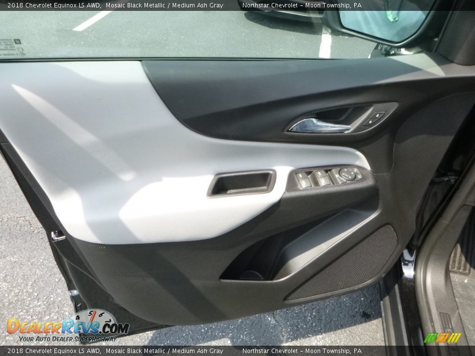 2018 Chevrolet Equinox LS AWD Mosaic Black Metallic / Medium Ash Gray Photo #15