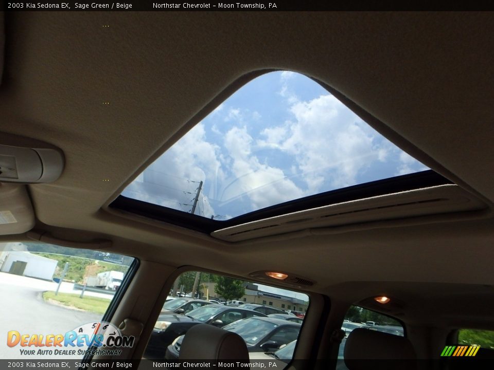 2003 Kia Sedona EX Sage Green / Beige Photo #12
