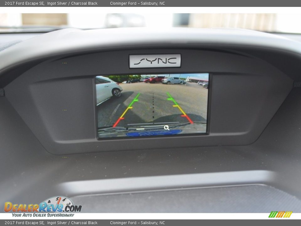 2017 Ford Escape SE Ingot Silver / Charcoal Black Photo #12
