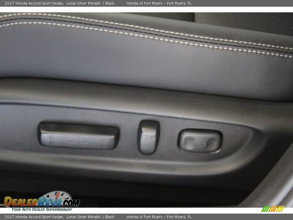 2017 Honda Accord Sport Sedan Lunar Silver Metallic / Black Photo #10