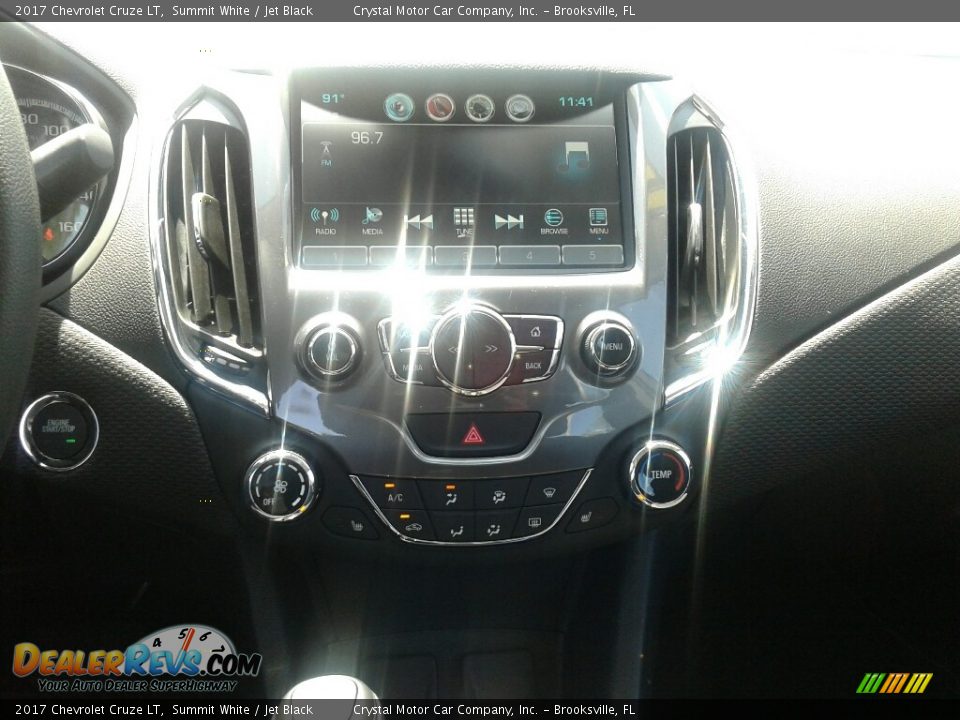 2017 Chevrolet Cruze LT Summit White / Jet Black Photo #16