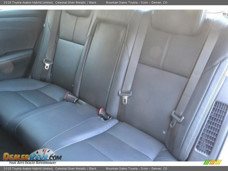 2018 Toyota Avalon Hybrid Limited Celestial Silver Metallic / Black Photo #7