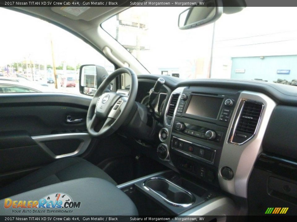 2017 Nissan TITAN XD SV Crew Cab 4x4 Gun Metallic / Black Photo #5