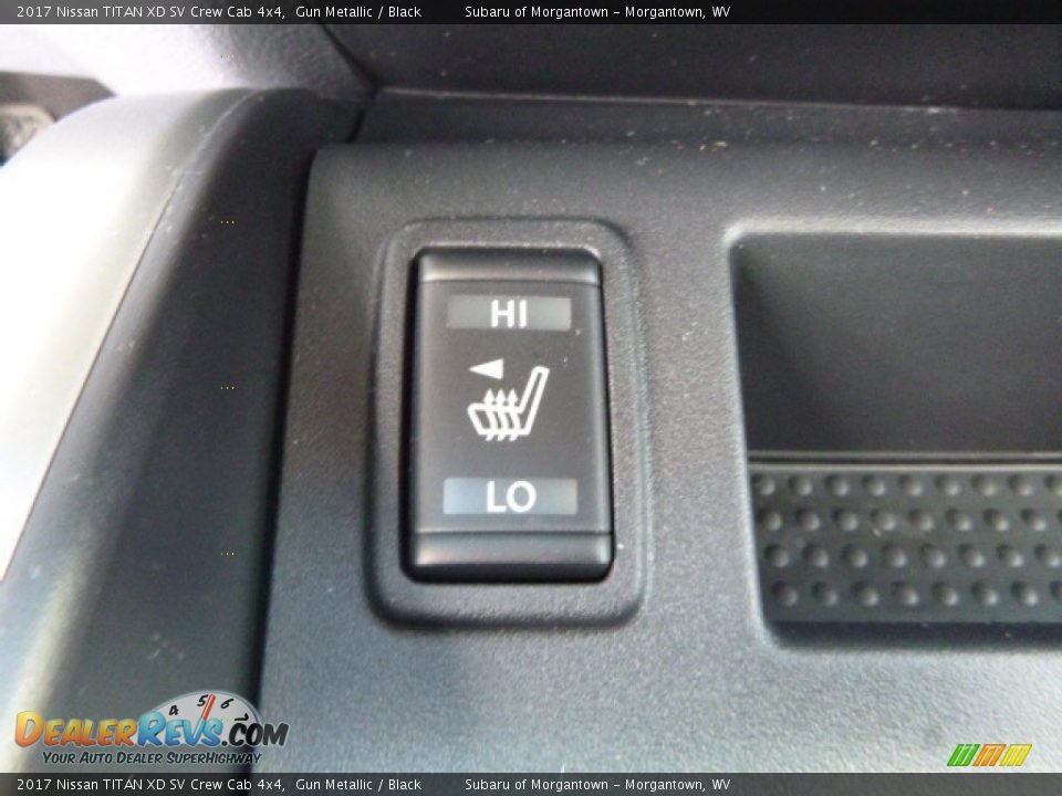 2017 Nissan TITAN XD SV Crew Cab 4x4 Gun Metallic / Black Photo #17