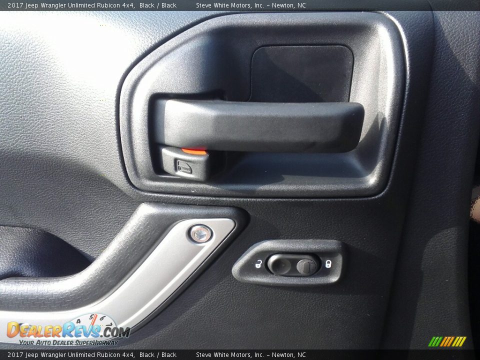 2017 Jeep Wrangler Unlimited Rubicon 4x4 Black / Black Photo #9