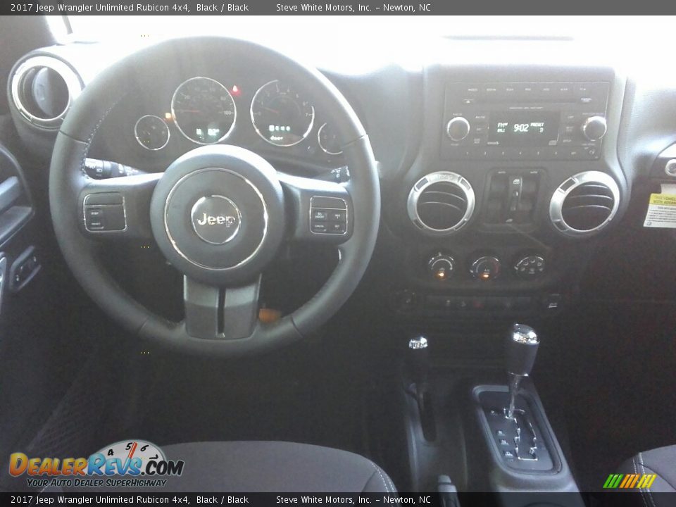 2017 Jeep Wrangler Unlimited Rubicon 4x4 Black / Black Photo #15