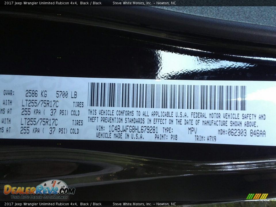 2017 Jeep Wrangler Unlimited Rubicon 4x4 Black / Black Photo #28