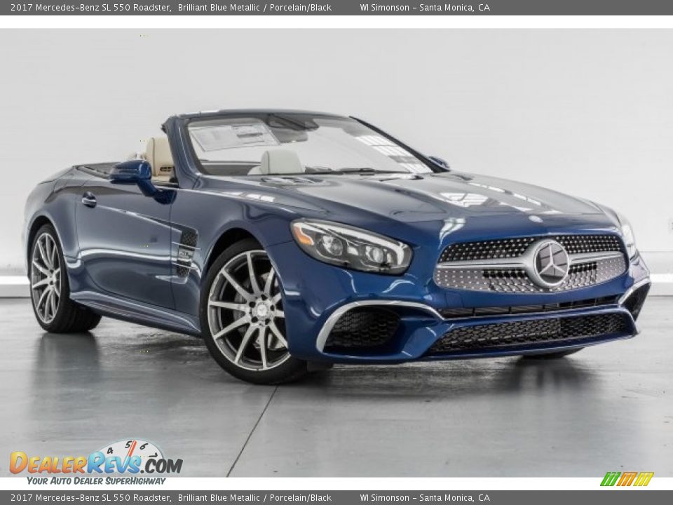 Front 3/4 View of 2017 Mercedes-Benz SL 550 Roadster Photo #13
