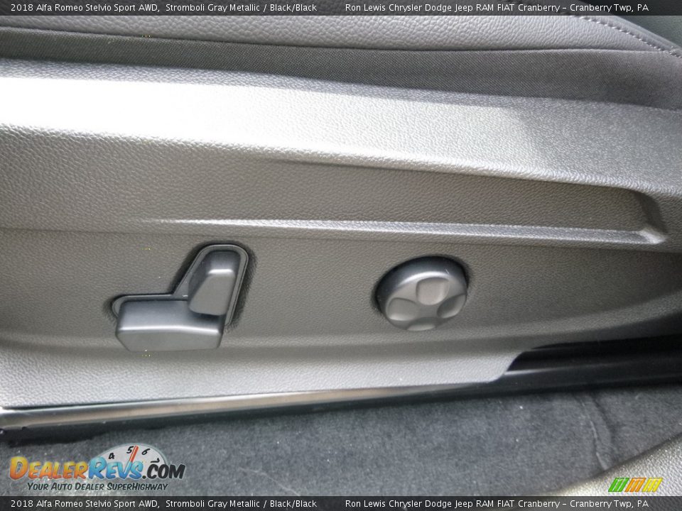 2018 Alfa Romeo Stelvio Sport AWD Stromboli Gray Metallic / Black/Black Photo #23