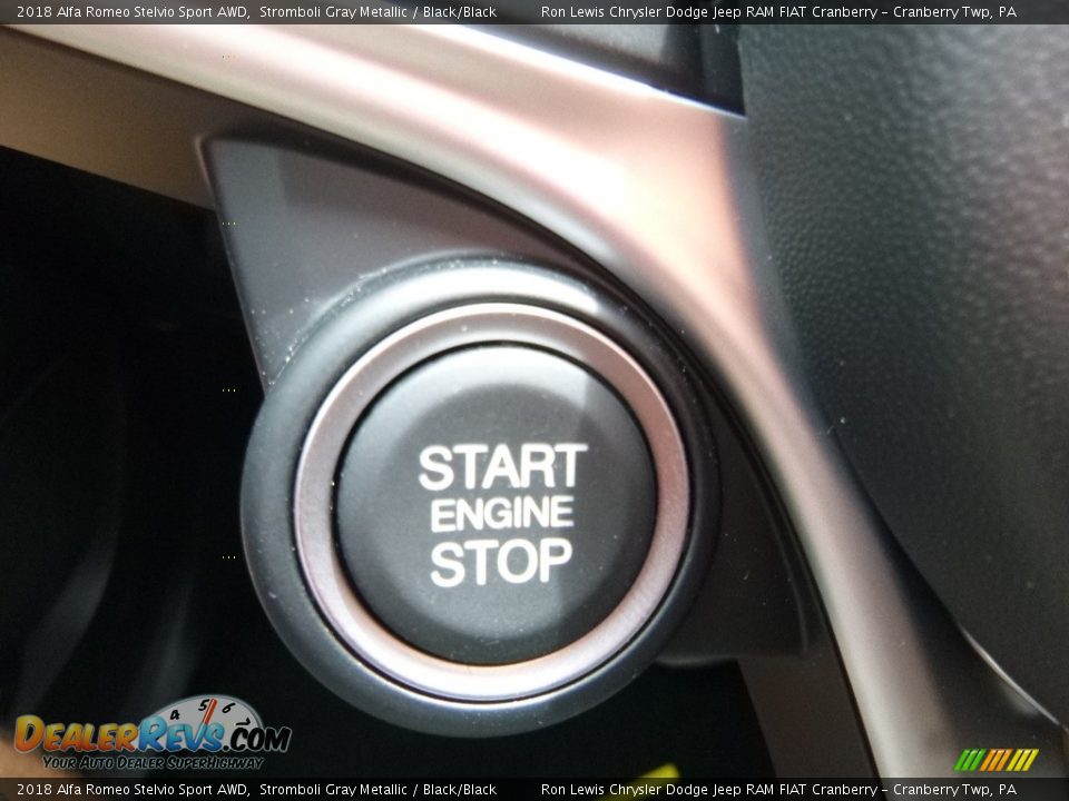 Controls of 2018 Alfa Romeo Stelvio Sport AWD Photo #29