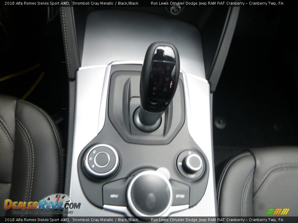 2018 Alfa Romeo Stelvio Sport AWD Shifter Photo #33