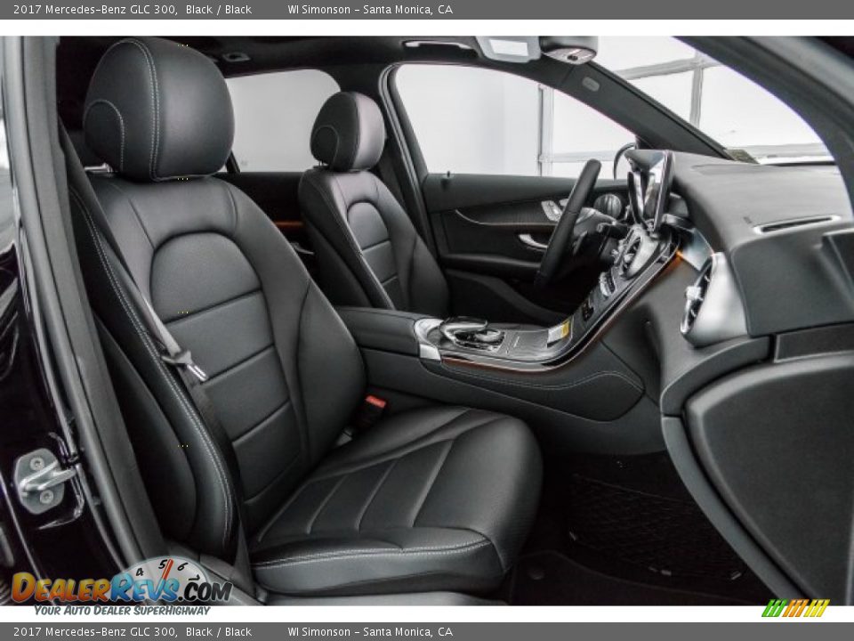 2017 Mercedes-Benz GLC 300 Black / Black Photo #2