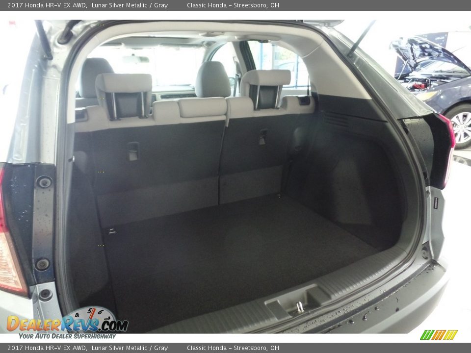 2017 Honda HR-V EX AWD Lunar Silver Metallic / Gray Photo #14