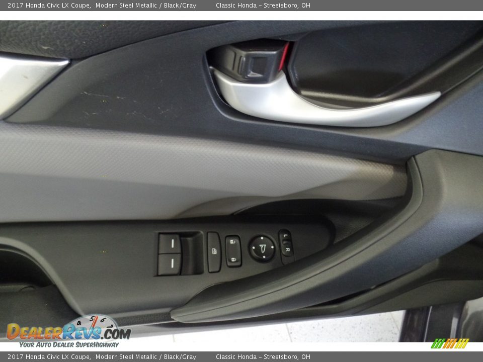 2017 Honda Civic LX Coupe Modern Steel Metallic / Black/Gray Photo #8