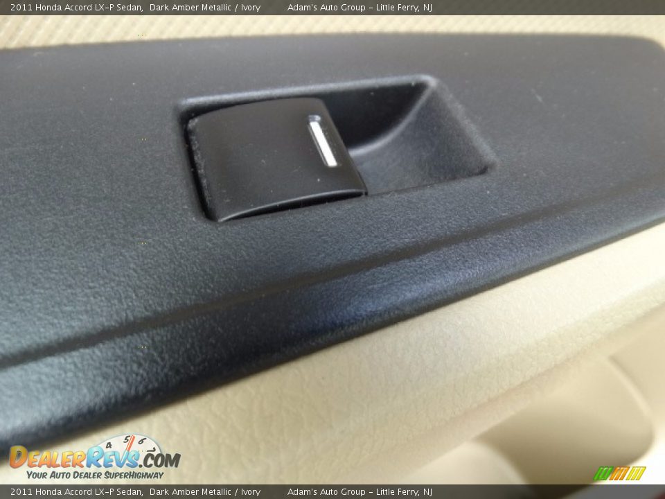 2011 Honda Accord LX-P Sedan Dark Amber Metallic / Ivory Photo #11