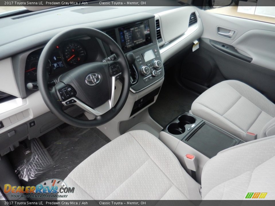 2017 Toyota Sienna LE Predawn Gray Mica / Ash Photo #4