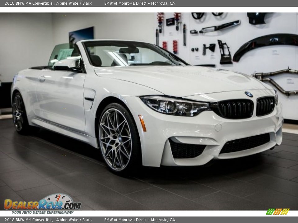 Front 3/4 View of 2018 BMW M4 Convertible Photo #12
