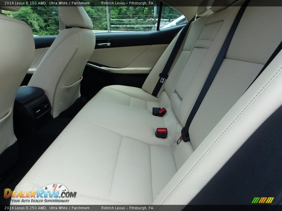 2014 Lexus IS 250 AWD Ultra White / Parchment Photo #7