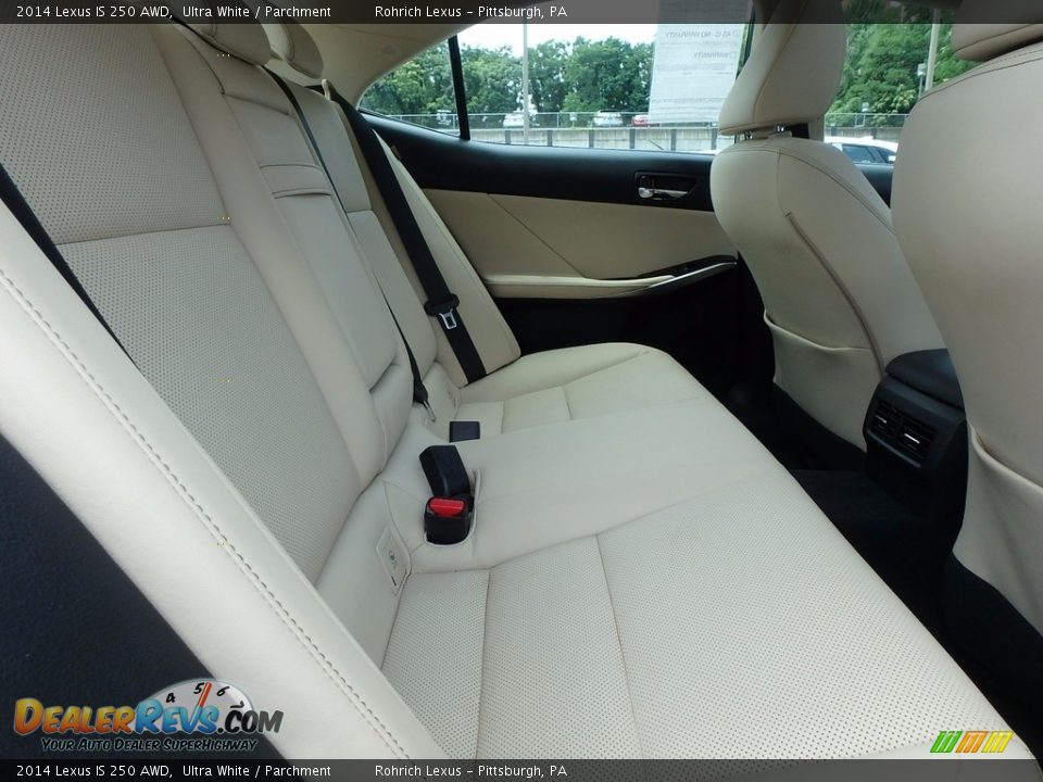 2014 Lexus IS 250 AWD Ultra White / Parchment Photo #15