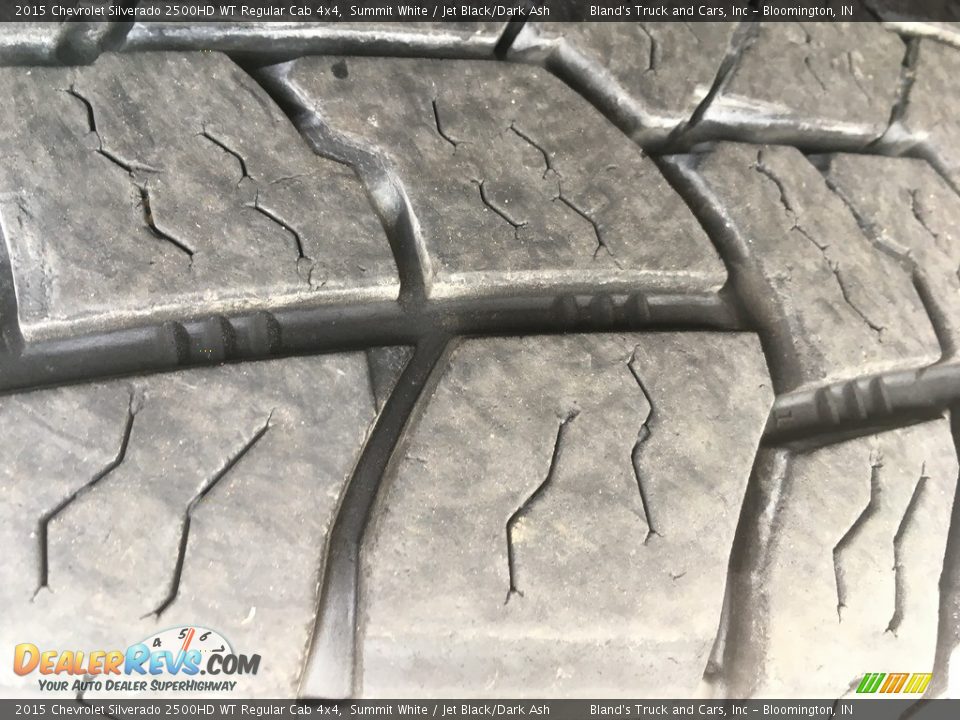 2015 Chevrolet Silverado 2500HD WT Regular Cab 4x4 Summit White / Jet Black/Dark Ash Photo #31
