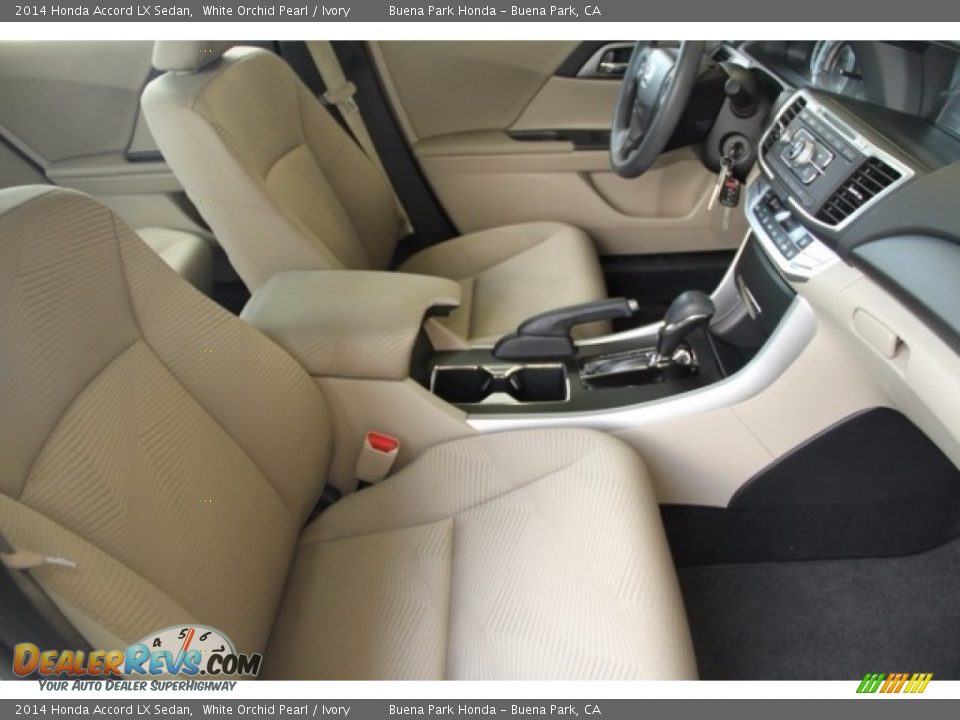 2014 Honda Accord LX Sedan White Orchid Pearl / Ivory Photo #16