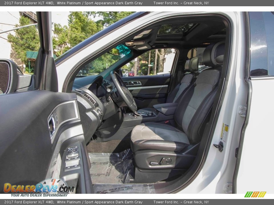 2017 Ford Explorer XLT 4WD White Platinum / Sport Appearance Dark Earth Gray Photo #17