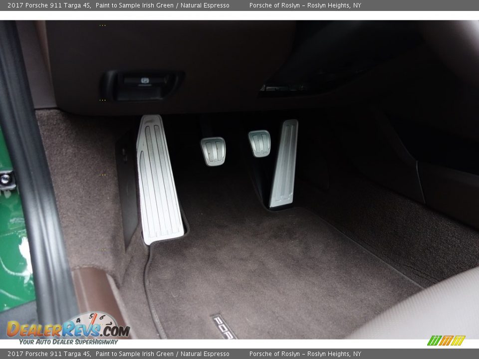 2017 Porsche 911 Targa 4S Paint to Sample Irish Green / Natural Espresso Photo #22