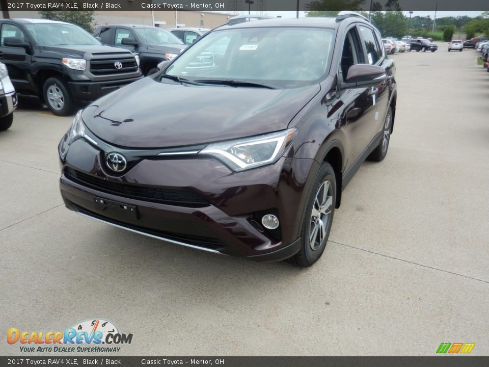 2017 Toyota RAV4 XLE Black / Black Photo #1
