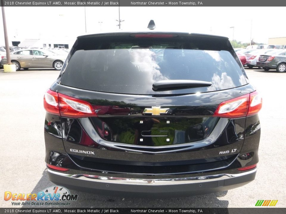 2018 Chevrolet Equinox LT AWD Mosaic Black Metallic / Jet Black Photo #4