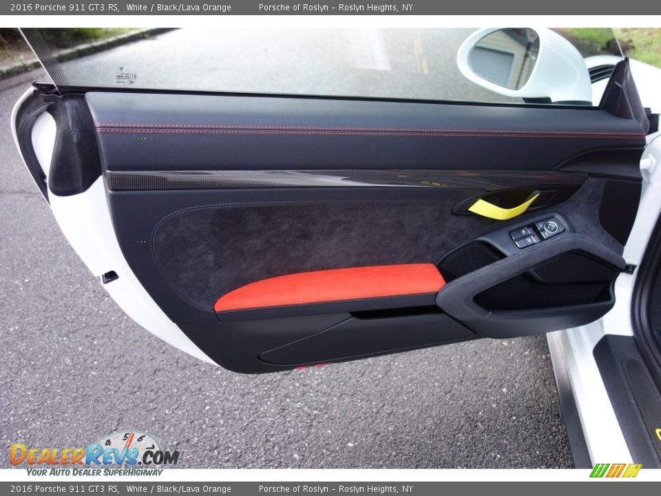 Door Panel of 2016 Porsche 911 GT3 RS Photo #15