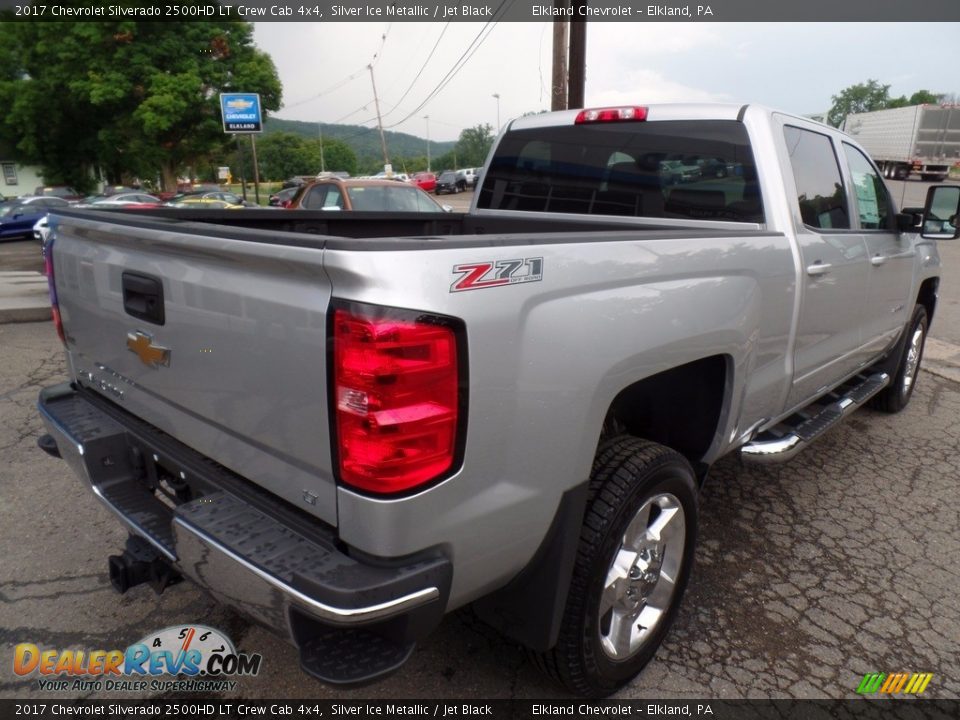 2017 Chevrolet Silverado 2500HD LT Crew Cab 4x4 Silver Ice Metallic / Jet Black Photo #5