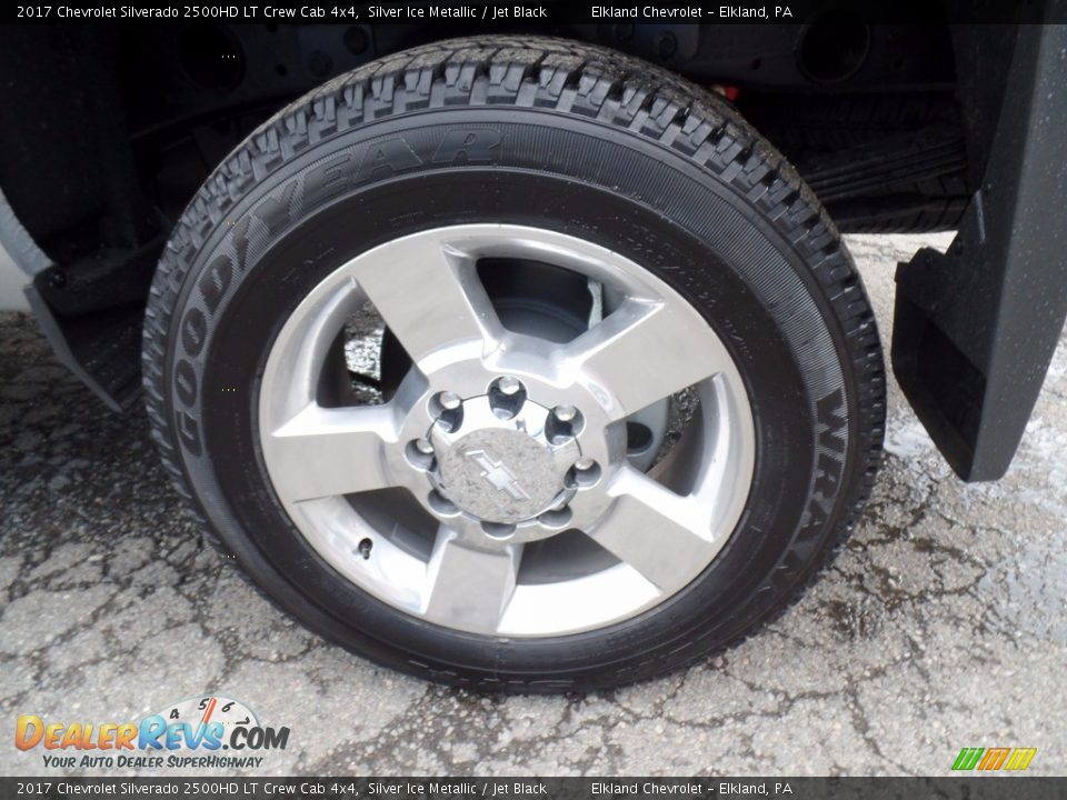 2017 Chevrolet Silverado 2500HD LT Crew Cab 4x4 Silver Ice Metallic / Jet Black Photo #9