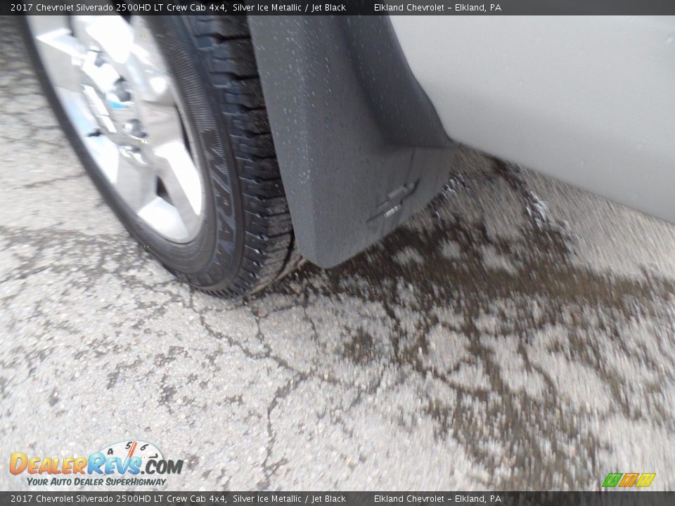 2017 Chevrolet Silverado 2500HD LT Crew Cab 4x4 Silver Ice Metallic / Jet Black Photo #10