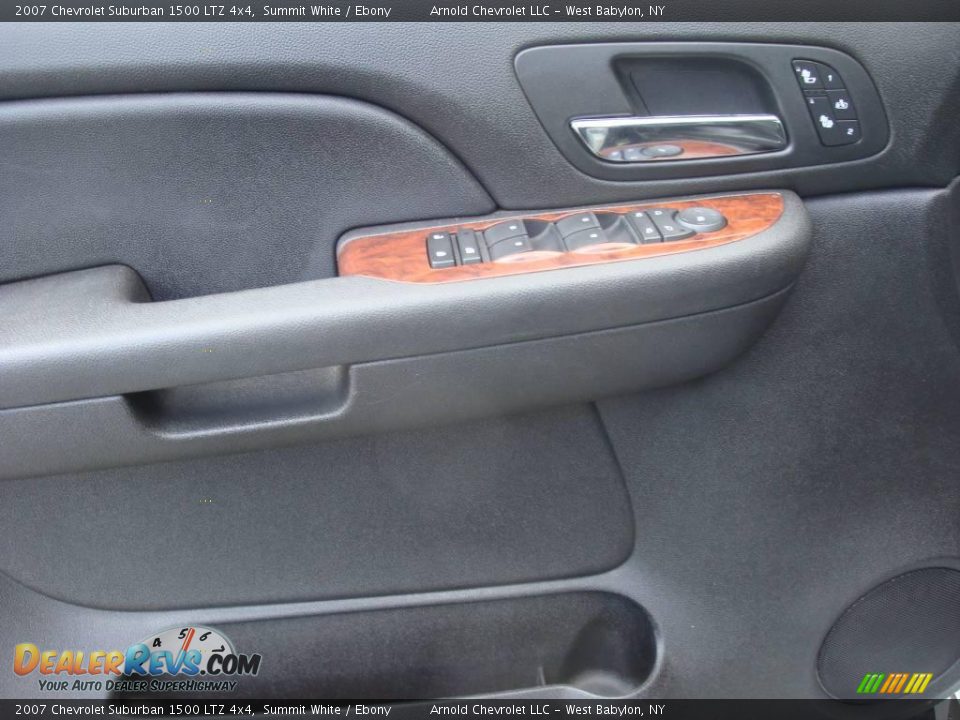 2007 Chevrolet Suburban 1500 LTZ 4x4 Summit White / Ebony Photo #8
