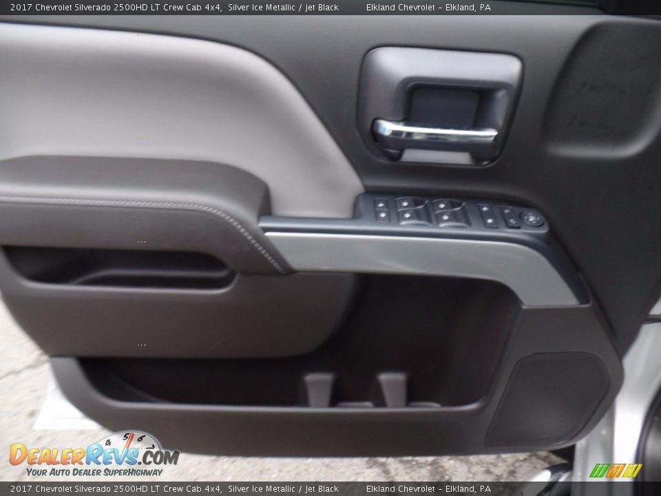 2017 Chevrolet Silverado 2500HD LT Crew Cab 4x4 Silver Ice Metallic / Jet Black Photo #15