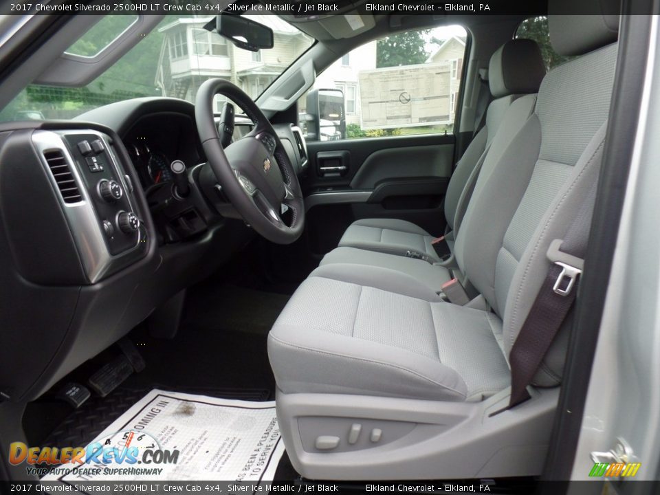 2017 Chevrolet Silverado 2500HD LT Crew Cab 4x4 Silver Ice Metallic / Jet Black Photo #18