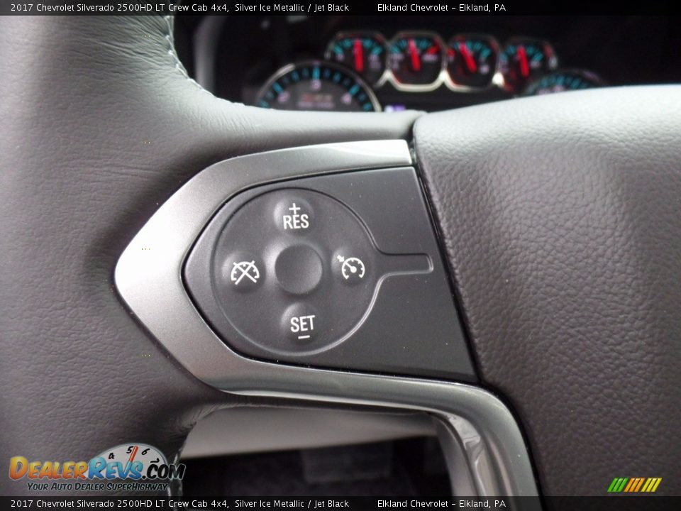 2017 Chevrolet Silverado 2500HD LT Crew Cab 4x4 Silver Ice Metallic / Jet Black Photo #24