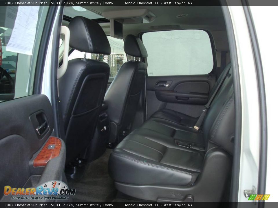 2007 Chevrolet Suburban 1500 LTZ 4x4 Summit White / Ebony Photo #12
