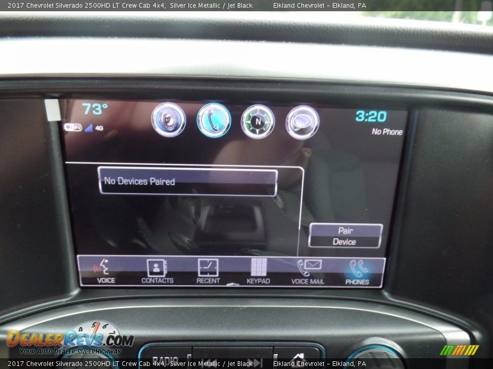 2017 Chevrolet Silverado 2500HD LT Crew Cab 4x4 Silver Ice Metallic / Jet Black Photo #32