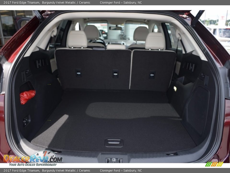 2017 Ford Edge Titanium Burgundy Velvet Metallic / Ceramic Photo #9