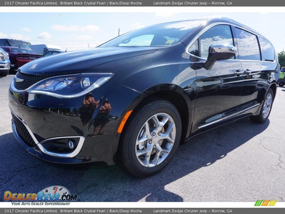 2017 Chrysler Pacifica Limited Brilliant Black Crystal Pearl / Black/Deep Mocha Photo #1