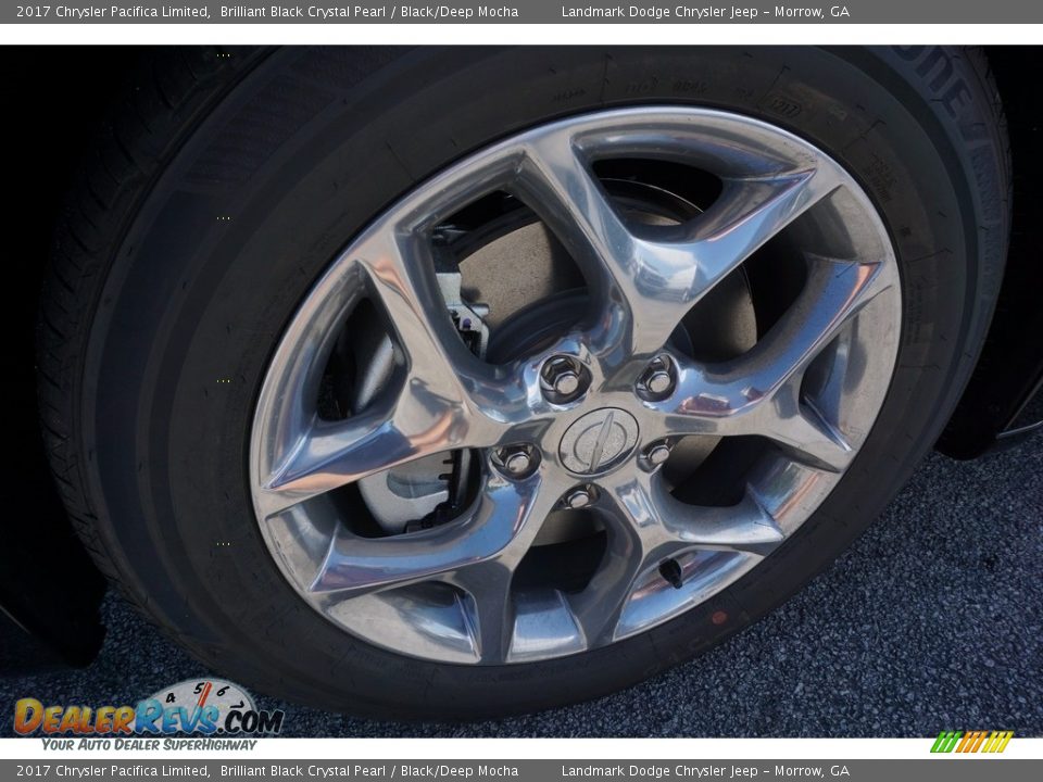 2017 Chrysler Pacifica Limited Brilliant Black Crystal Pearl / Black/Deep Mocha Photo #5